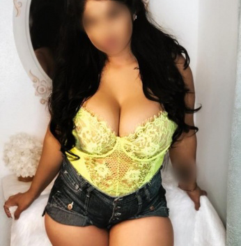 Изысканная леди с огненным характером готова подарить тебе незабываемые моменты страсти и удовольствия. Погрузимся в мир соблазна и наслаждения вместе. Жду звонка от тебя! 10097, 27 лет